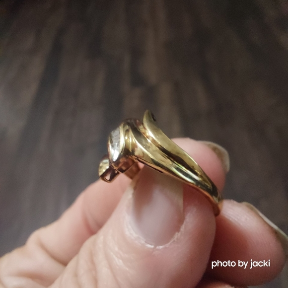 10k gold diamond bypass ring, size 7 - Picture 4 of 10